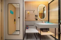 City Comfort Inn Hotel (Wuxiang Headquarters Base Sports Center) Hotels in Wuxiang New District/Sports Center