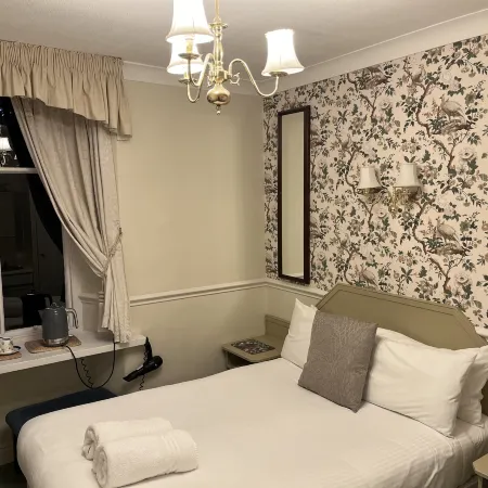 Lynwood Guest House