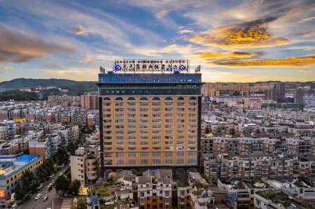 Nine Days Wisdom and Virtue Hotel (Zhenxiu Longteng Avenue Store)