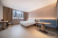 HanTing Hotel (Yumen Shidai Guangchang Municipal Government)