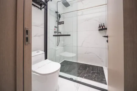 Binhe Hotel Отели в г. Шэньму