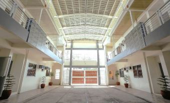 LJENJ Apartelle Near Clark Airport