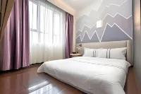Jiajie Hotel (Haikou Qilou Old Street)