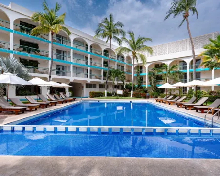 Hotel Suites Villasol Hotels in San Pedro Mixtepec