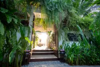 Jaya House River Park Hotel - Beach