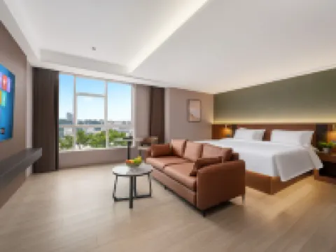 Youchao · Lanting Hotel (Ganzhou Railway Station Juyi Wanda) Hotels near Wulong Hakka Custom Park