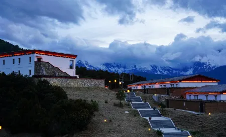 High Mountain Resort – Meili Hotel
