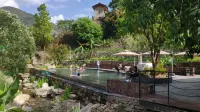 Yuan She Yan Zhi Hot Spring Hotel - Pools