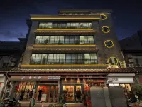 暉園民宿（仏山清暉園大良鐘樓地下鉄駅） 広東省仏山市華蓋路歩行街周辺のホテル