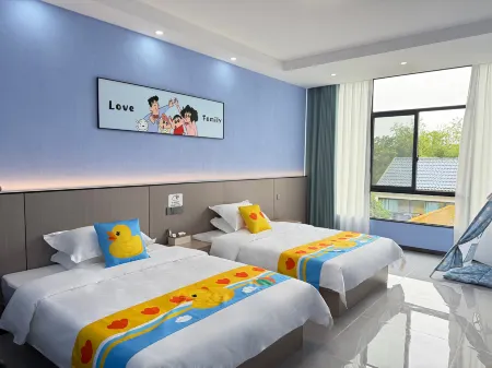 ChenYa Homestay Отели рядом с достопримечательностью «Yongquan Town»