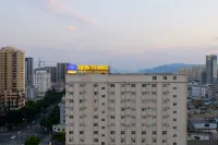 Yester Hotel (Yuxi Taobao Street Wanda Plaza) - 3-Star