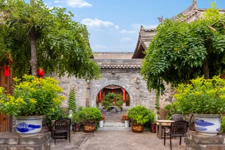 Yuhuaige Courtyard Homestay (also known as Pingyao Store in Pingyao Ancient City) Отели рядом с достопримечательностью «Ming and Qing Dynasty Ancient Street»