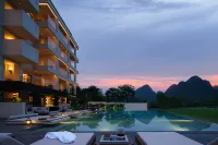 Xiwang • Jinlai SOOOAN Hidden Luxury Resort Hotel (Yangshuo Yulong River) فنادق في 