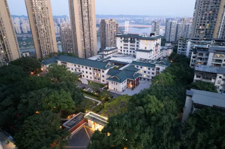 Honglou Hotel Отели рядом с достопримечательностью «Chongqing Zoo»