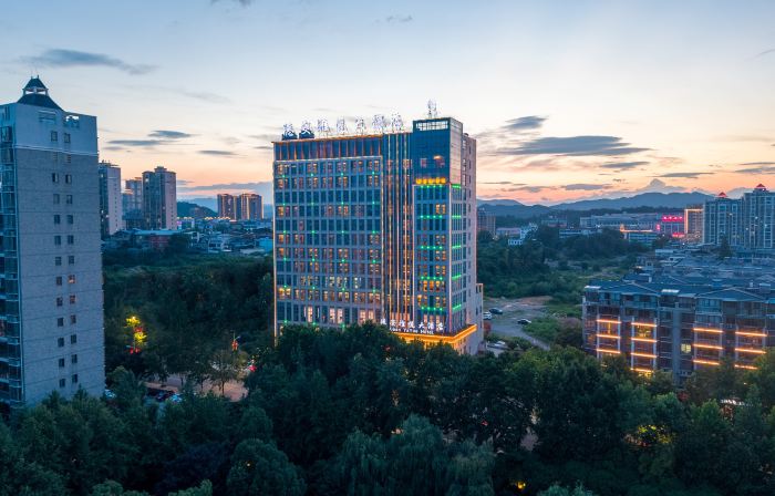 Dean Ya Yue Hotel