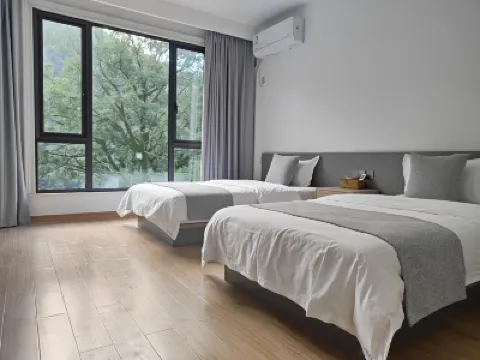 Qunyunxuan Mingsu Inn Hotels near Longmen Mijing Scenic Spot