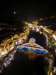 Fenghuang Ancient Town Boutique Hotel（ Heart of the ancient town Unobstructed 180° front river view） - Mountain view