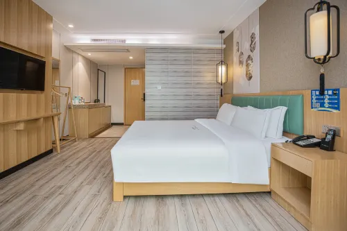 Qingmu Select Hotel (Xuancheng Langxi Jinmao Building)