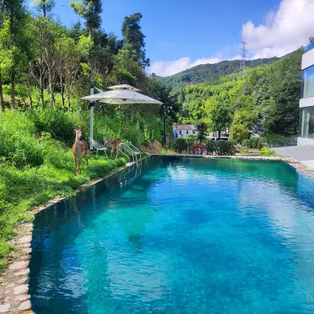 Liyangtian Luxury Wild Vacation Apartment