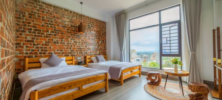 โรงแรมวิวทิวทัศน์อ่าววังไห่ (หาดทองบนเกาะว่านเว่ย) โรงแรมในตงซิง