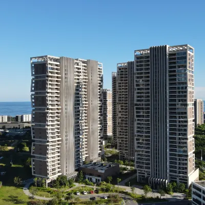 Jifeng Seaview Light Residence (Shili Silver Beach, Hailing Island, Yangjiang) Hotels near Zhapo Town
