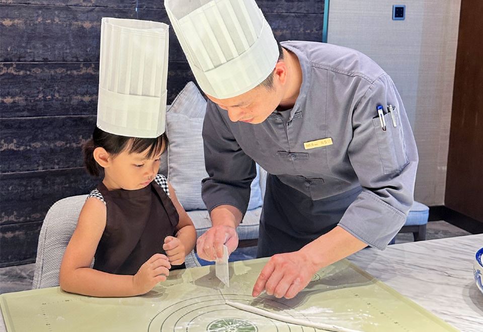 광저우 룽촹 꽃이 집·웨쉐 인근의 레저 시설 모습