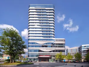Hawthorn by Wyndham（FenghuangGucheng Visitor Center）