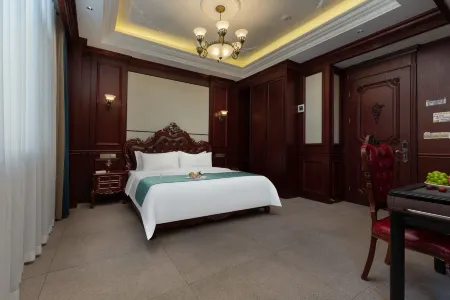 Bolantis Hotel Отели рядом с достопримечательностью «Former site of Chinese Soviet Bank»