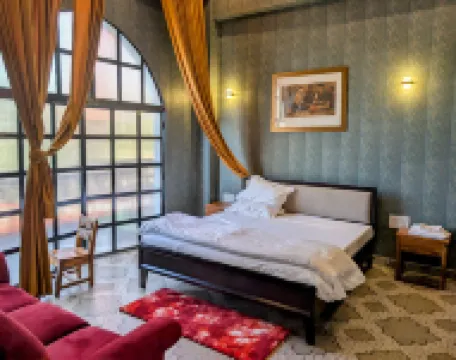 Qila Hotel