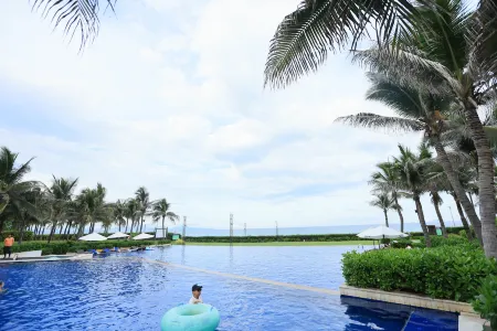 OCEAN BREEZE VILLA CAM RANH
