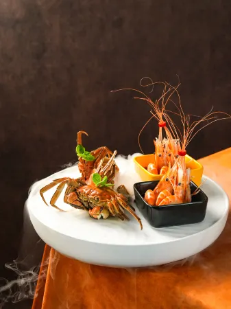 voco Nanjing Oriental Pearl Отели рядом с достопримечательностью «Zhanqian Square»