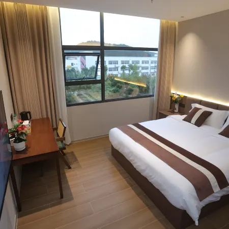 Youngsun Seasons Hotel(Zhenfu&Yunxi Middle School) Hotels in Yanting County