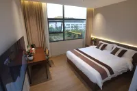 Youngsun Seasons Hotel(Zhenfu&Yunxi Middle School)