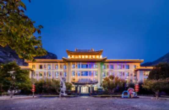 Beijing Longqing Landscape International Resort (Inside Longqing Gorge Scenic Area, Beijing) Hotels in der Nähe von Mowangshu