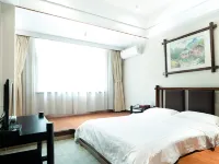 รีสอร์ทน้ำพุร้อนหลงเซิง โรงแรมในหลงเซิง