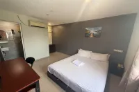 Tiong Nam Hotel Near Pasir Gudang - Bãi đậu xe
