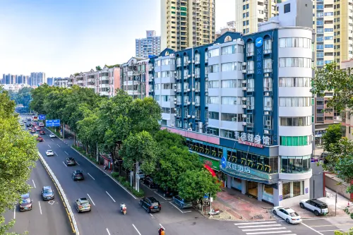 HanTing Hotel (Qingyuan Lianjiang Road) - 2 stjerner