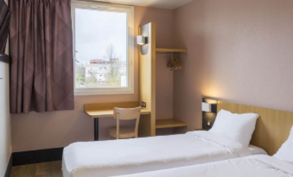 B&B Hôtel Auxerre Monéteau