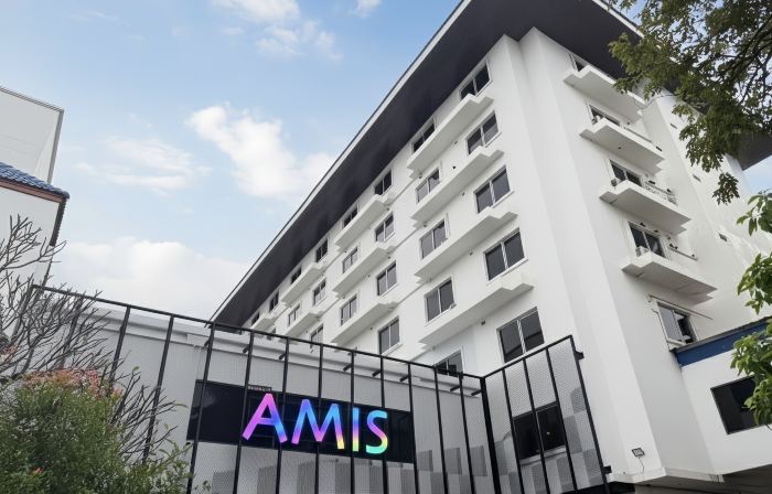 AMIS By Sima Thani