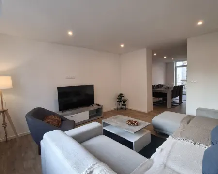 Large and quiet apartment next to the city center Hoteles en Douai