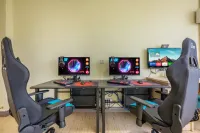 Nisai E-sports Homestay (Qichun South Station)