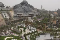 Grand New Century Hotel Taihu Anqing - Mountain view