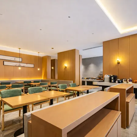 Marriott Cloud House Hotel (Jingdezhen Ancient Kiln)