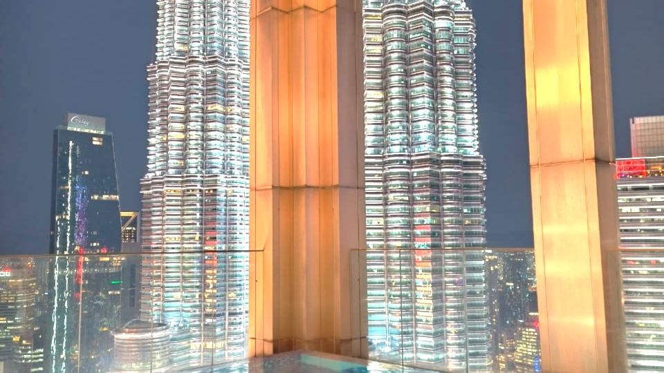 Queen Suites Tropicana The Residence by KLCC
