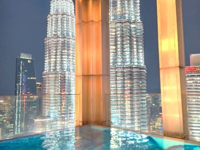 Queen Suites Tropicana The Residence by KLCC