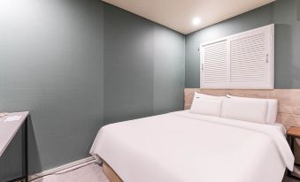 ZAZA Hotel