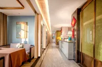 Yunding Sheyue Hostel