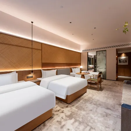 Huangling Zhushan Resort Hotel (Huangling Scenic Area Branch)