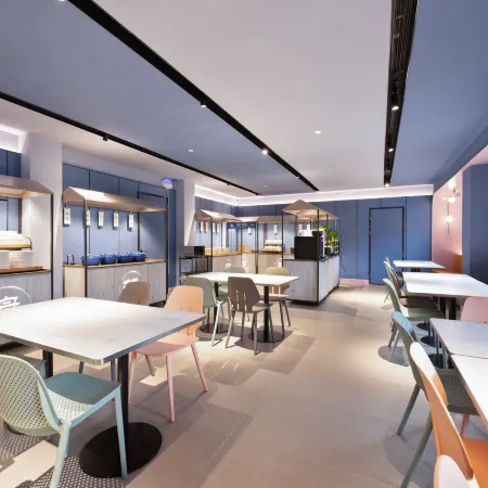 HanTing Hotel (Beijing Wangfujing Pedestrian Street)
