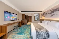 Tongren Yanhe Jinding Hotel (Yanhe County Government Square Branch)